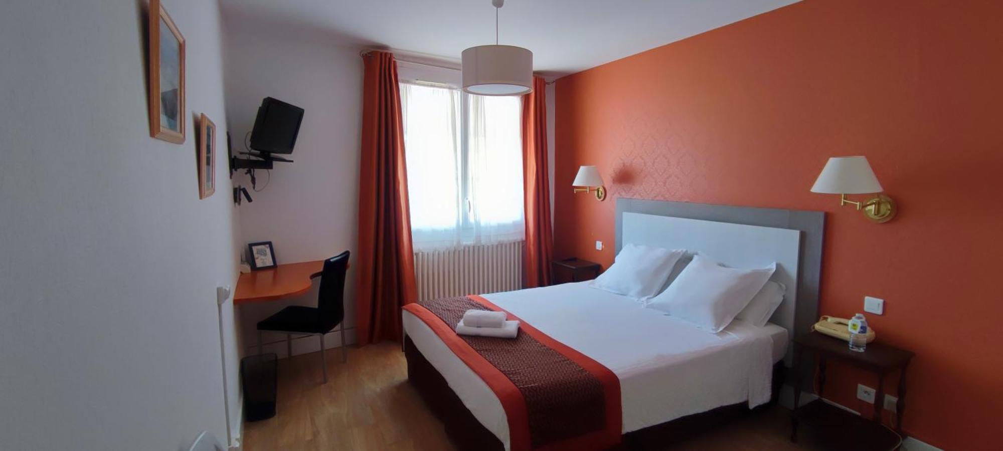 Logis Grand Hotel Pelisson Nontron Exteriér fotografie